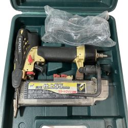 ЗЗ HITACHI 日立  55mm 高圧 仕上釘打機 ケース付　(2) NT55HM2 カーキ×ブラック Cランク
