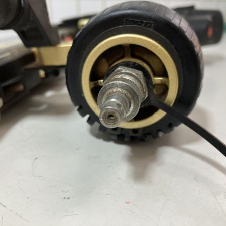 ЗЗ HITACHI 日立  55mm 高圧 仕上釘打機 ケース付　(2) NT55HM2 カーキ×ブラック