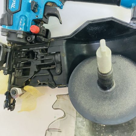 ЗЗ MAKITA マキタ 65mm 高圧 エア釘打機 AN633H ブルー