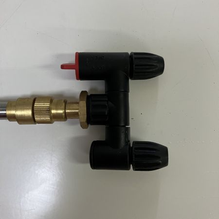 ЗЗ MAKITA マキタ 18v 5L 充電式噴霧器 カバー付切替除草ノズル（A-72578）付 MUS054D ブルー