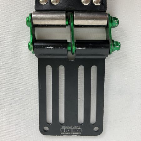 ЗЗ KNICKS 充電ドライバーホルダー ベルトループ チェーン金具付き NX-TITMB-111JOCDX ALU-15 ブラック