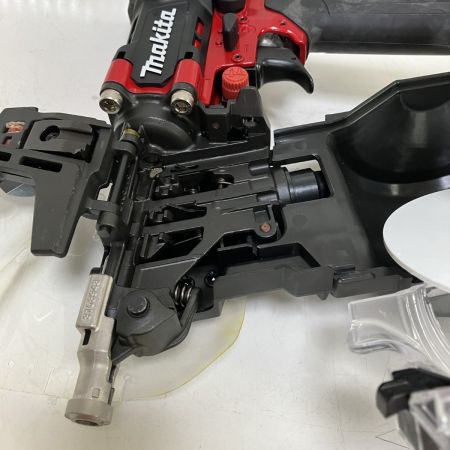 ЗЗ MAKITA マキタ 65mm 高圧 エア釘打ち機 ケース付 AN636H レッド