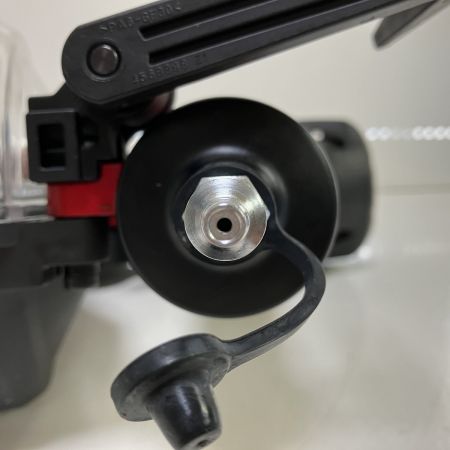 ЗЗ MAKITA マキタ 65mm 高圧 エア釘打ち機 ケース付 AN636H レッド