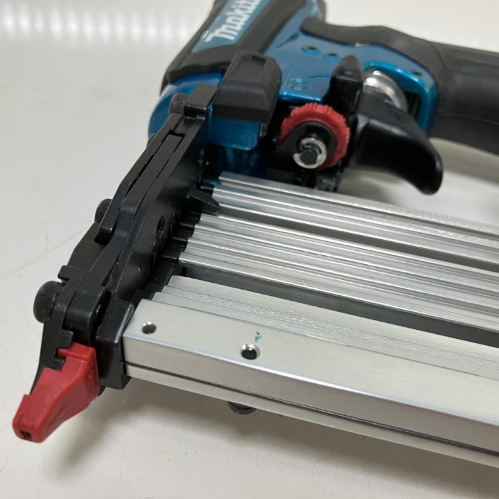 MAKITA マキタ 50mm 高圧 ピンタッカー ケース付 AF502HP ブルー｜中古 