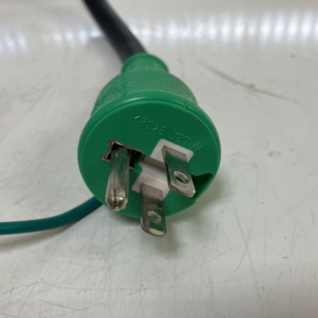 ЗЗ Swallow スワロー 100v 容量3.0kVA 交流定電圧電源装置 SVR-3000 ホワイト