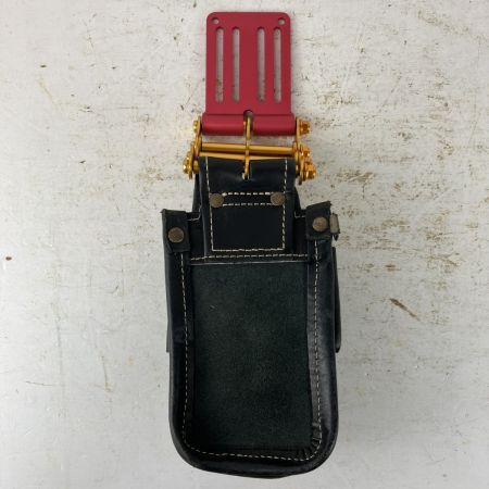 ЗЗ KNICKS 蓋付き総ヌメ革 小物腰袋 チェーン金具 ベルトループ付 KBS-201DSDXF ブラック