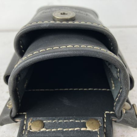 ЗЗ KNICKS 蓋付き総ヌメ革 小物腰袋 チェーン金具 ベルトループ付 KBS-201DSDXF ブラック