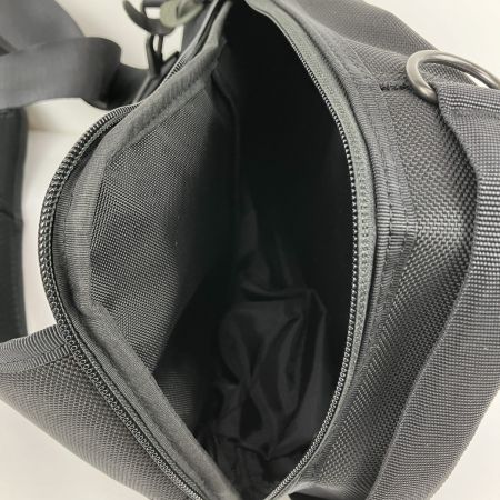 ЗЗ KNICKS 25周年記念 バリスティックワンショルバッグ 巾着 外箱付 ブラック