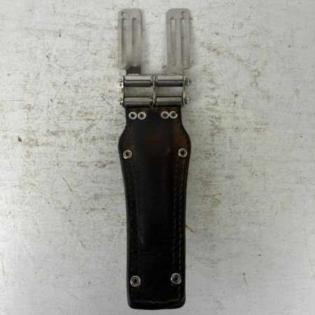 ЗЗ KNICKS 工具差し 分離タイプSUSベルトループ(SUS-15-2) チェーン金具付 本体型番不明 ブラウン×シルバー