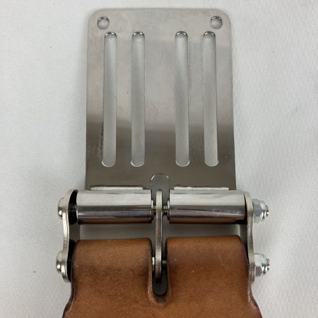 ЗЗ KNICKS ヌメ革 8・9ペンチ・ニッパ・ドライバホルダー ベルトループ付き KN-501PLLDX SUS-15 シルバー