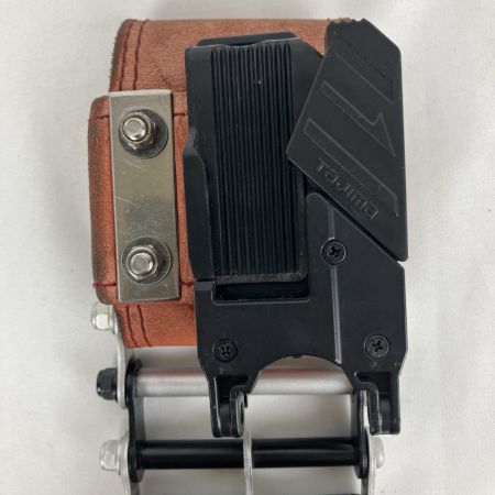 ЗЗ KNICKS 総ヌメ革鳶レベルホルダー KBS-100LDX KR-DXT ALU-3 ブラック×レッド×マットシルバー