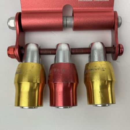 ЗЗ KNICKS ベルトループ アタッチメント ビットホルダ付 ALU15A-R ALU-15-S レッド×マットシルバー