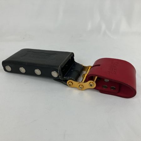 ЗЗ KNICKS ヌメ革 レベルホルダー ベルトループ・チェーン金具付き KBS-100LDX ALU ブラック×ゴールド×レッド