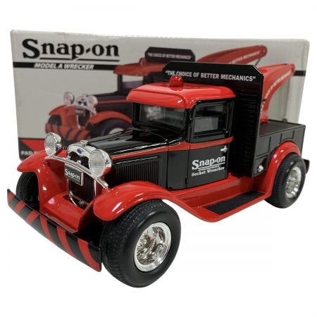 ЗЗ Snap-on スナップオン フィギュア 貯金箱 フォード モデルA レッカー車