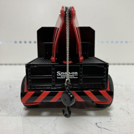 ЗЗ Snap-on スナップオン フィギュア 貯金箱 フォード モデルA レッカー車