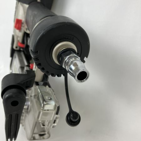 ЗЗ HITACHI 日立 55mm 常圧 ピン釘打ち機 ケース付 NP55M グレー