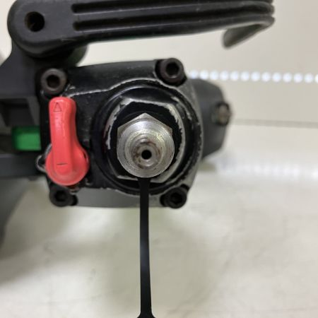 ЗЗ HITACHI 日立 65mm 高圧 エア釘打ち機 ケース付 NV65HR グリーン