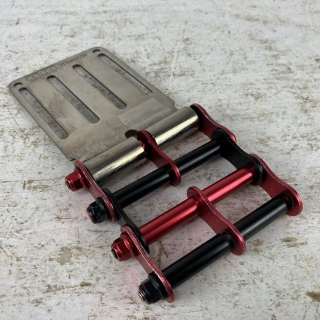 ЗЗ KNICKS チタンベルトループ チェーン金具付 TIT-15L シルバー×レッド×ブラック