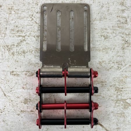 ЗЗ KNICKS チタンベルトループ チェーン金具付 TIT-15L シルバー×レッド×ブラック