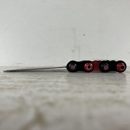 ЗЗ KNICKS (2) チタンベルトループ チェーン金具付 TIT-15L シルバー×レッド×ブラック