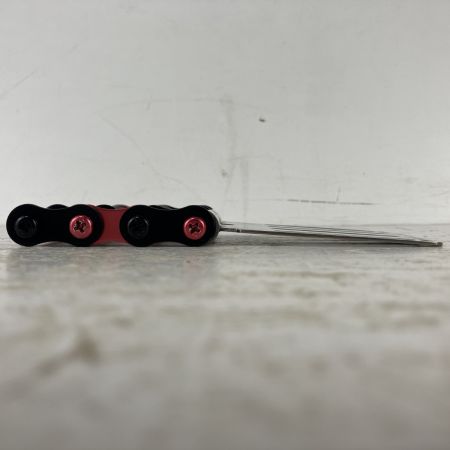 ЗЗ KNICKS (2) チタンベルトループ チェーン金具付 TIT-15L シルバー×レッド×ブラック