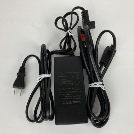 ДД MAKITA マキタ 18v 20L 充電式保冷温庫 ACアダプタ DCアダプタ付 CW180D ブルー