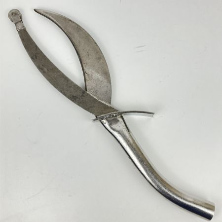 ЗЗ 東北エスパル 410ｍｍ カニ爪 横葺き屋根材 ハゼ切り 本体のみ シルバー