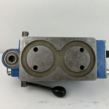 ЗЗ Ogura ポータブルマグドリル 100v 径27mm 板厚19ｍｍ 磁器ボール盤 ケース付 ※ハンドルなし HMD100 ブルー×グレー