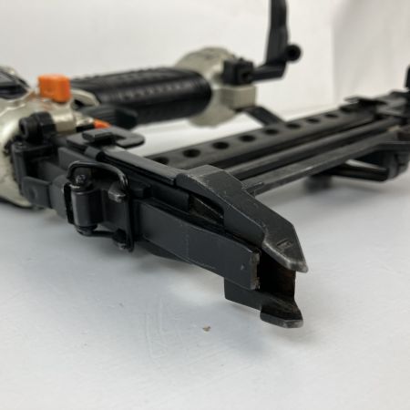 ЗЗ HITACHI 日立 50mm 常圧 フロアタッカ N5004MF ブラック×ベージュ