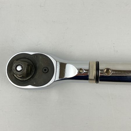 ЗЗ TOHNICHI 12.7mm 単三電池×2 デジタルトルクレンチ ケース付 校正歴不明 CPT100X15D シルバー