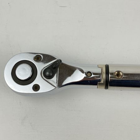 ЗЗ TOHNICHI 12.7mm 単三電池×2 デジタルトルクレンチ ケース付 校正歴不明 CPT100X15D シルバー