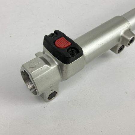 ЗЗ MAKITA マキタ 18v+18v スプリットモータ 刈払機 刈払アタッチメント キャリーケース付 ※充電器・バッテリーなし MUX60D ブルー