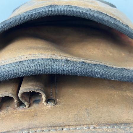 ЗЗ KNICKS 総ヌメ革使用3段腰袋 縁バリ チェーンタイプ ベルトループ・チェーン金具付 KNB-301DDX キャメル