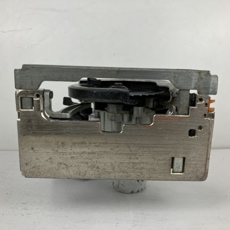 ЗЗ MAKITA マキタ 18v 125mm 充電式丸のこ バッテリーx1付 HS471D ホワイト