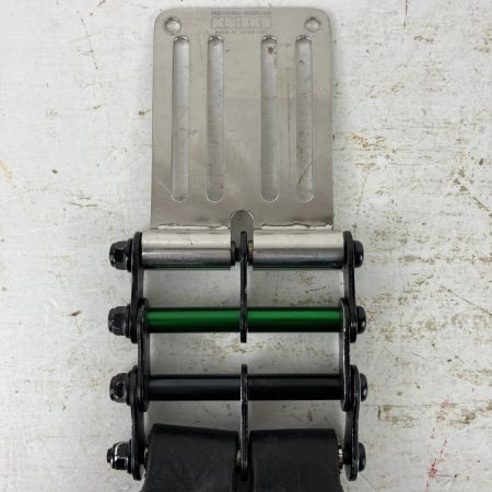 ЗЗ KNICKS ニックス シノ付ラチェットホルダー チェーン金具 ベルトループ付 KB-100RDX-3 ブラック×グリーン