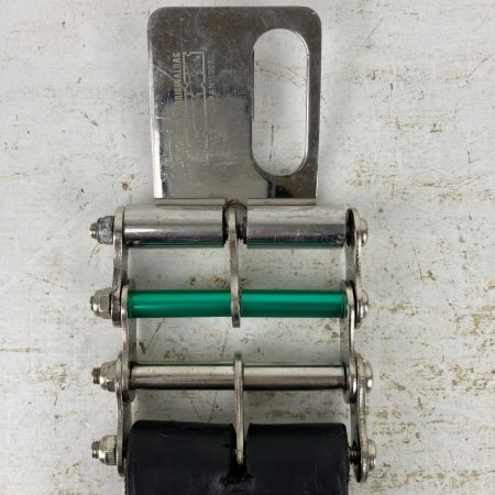 ЗЗ MIKI KNICKS 工具差し チェーン金具 着脱ベルトループ付 ブラック×シルバー