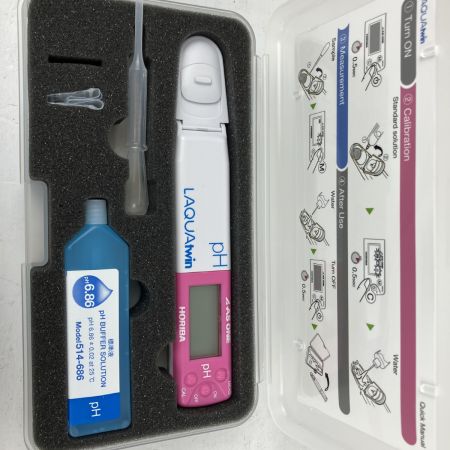 ЗЗ AS ONE ツインpHメーター2 LAQUAtwin(防水型) AS-pH-11 ケース付 AS-pH-11 ピンク