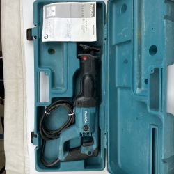 ЗЗ MAKITA マキタ 100v レシプロソー  取説 ケース付 JR3050T ブルー Cランク