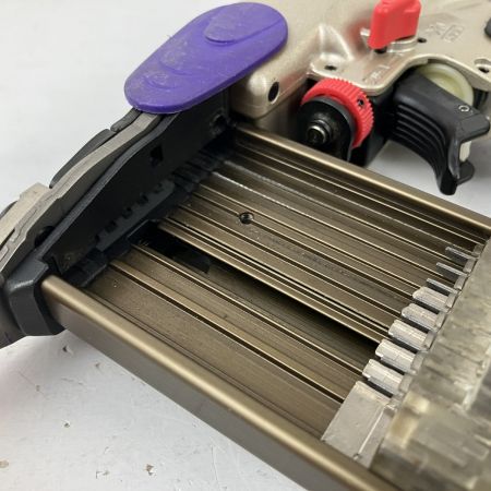 ЗЗ HITACHI 日立 55mm 常圧 フィニッシュネイラ NT55M パープル