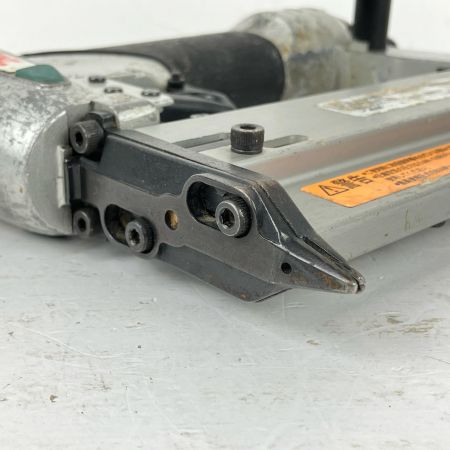 ЗЗ MAKITA マキタ 35mm 常圧 ピンタッカ ケース付 AF351 シルバー