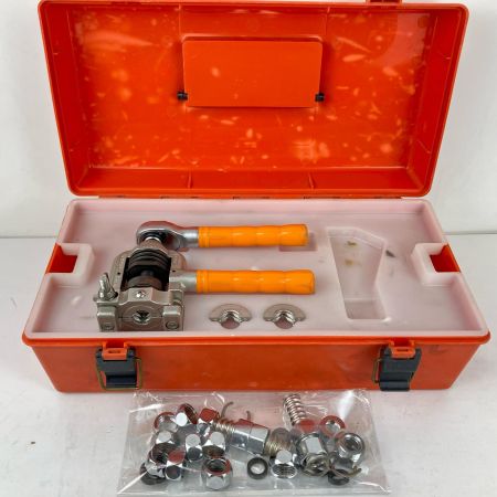 ЗЗ INABA DENKO ロングフレキツバ出し機 ツバ出し工具 配管 カセットダイス ケース付 TM-135 シルバー×オレンジ