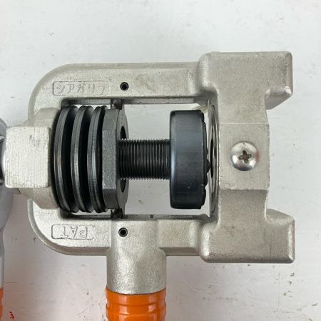 ЗЗ INABA DENKO ロングフレキツバ出し機 ツバ出し工具 配管 カセットダイス ケース付 TM-135 シルバー×オレンジ