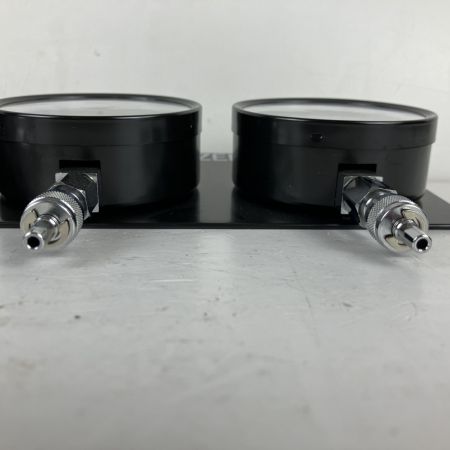 ЗЗ Toolsisland 4連バキュームゲージセット ケース付 レギュレーター 負圧測定 改良型 ブラック