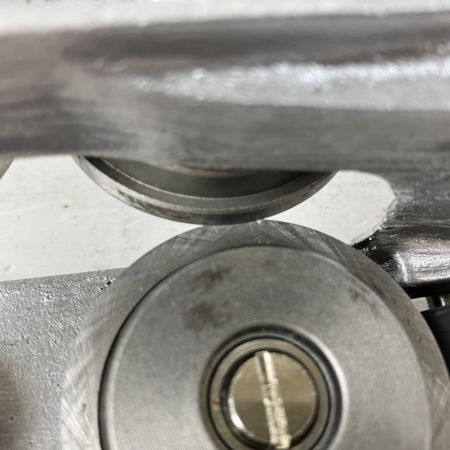 ЗЗ 秩父プラスチック工業 ハンドスリッター グレー