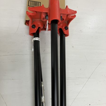 ЗЗ MCC エムシーシー 940mmx760mm パイプバイス VL-0100 レッド