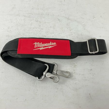 ЗЗ Milwaukee ミルウォーキー PACKOUT 20インチツールバッグ 本体のみ 48-22-8322 レッド