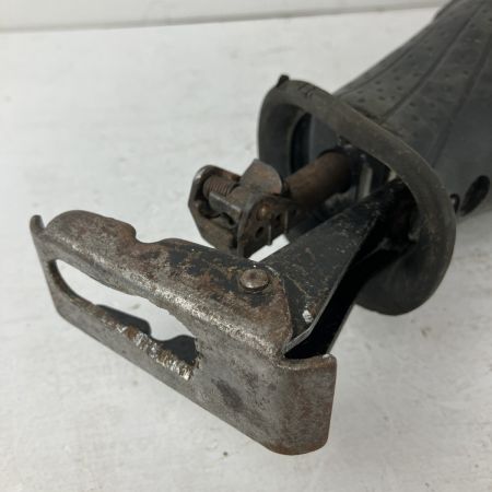 ЗЗ BOSCH ボッシュ 100v セーバーソー ケース付 GSA1100E ネイビー×ブラック