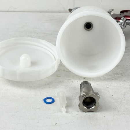 ЗЗ DeVILBISS デビルビス 常圧 スプレーガン GTi Pro BASE 手元圧力調節器 カップ付  レッド