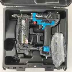 ЗЗ MAKITA マキタ 50mm 高圧 フロアタッカ 取説 ケース付 AT451HM ブルー×ブラック Cランク