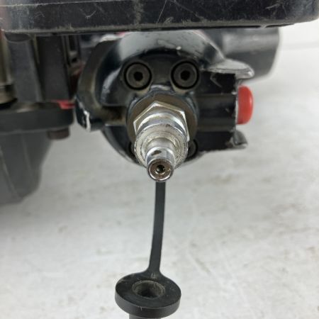 ЗЗ MAKITA マキタ 90mm 高圧 エア釘打ち機 ケース付 AN931H レッド×ブラック